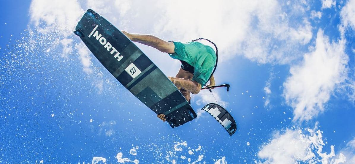 Comment faire un kiteloop en kitesurf ? Le Spot Kitecenter