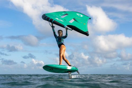 Cours de wingfoil de 3h30 sur la plage de l’Almanarre à Hyères dans le Var